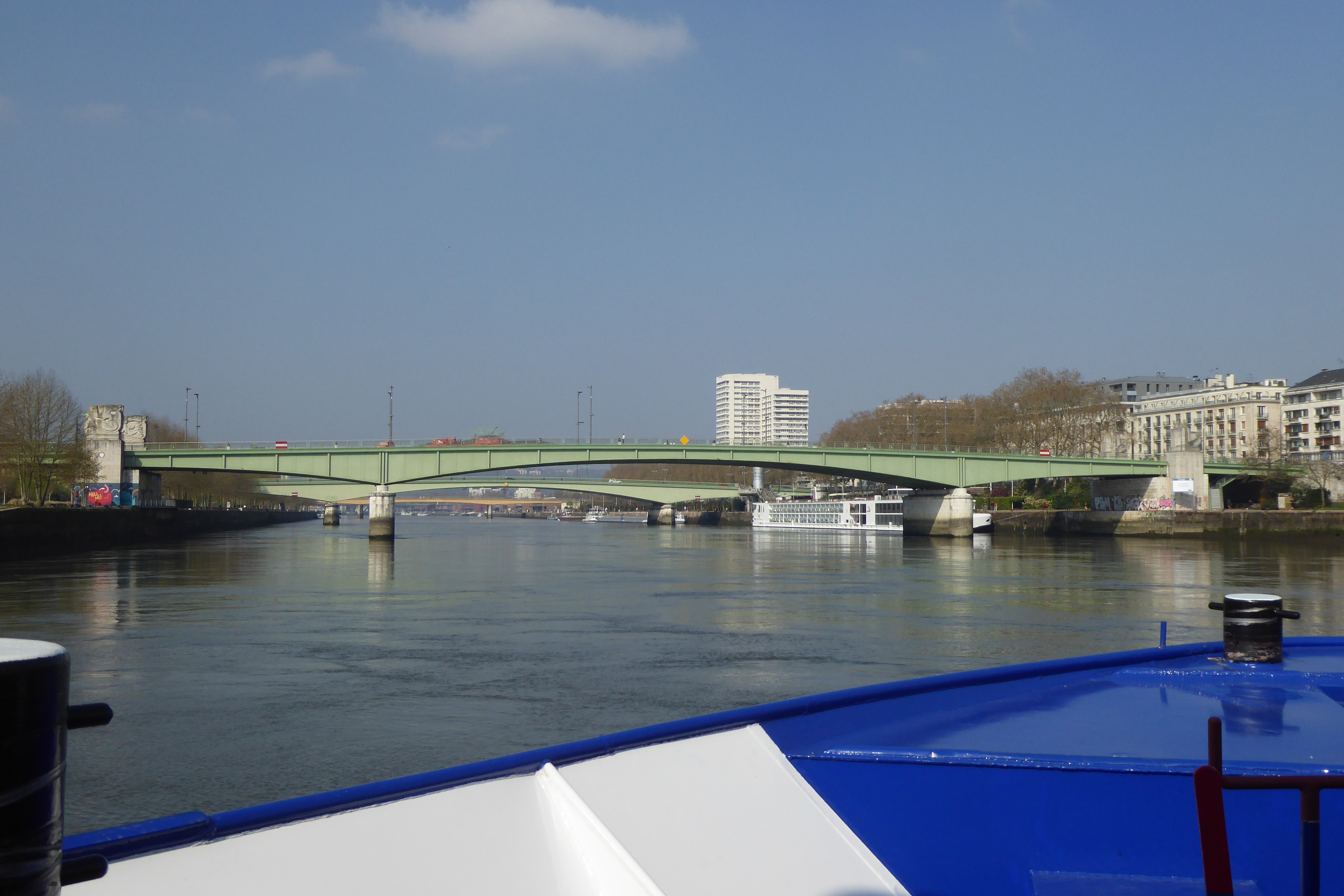 Pont Boieldieu, Ansicht von O