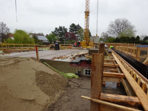 Zimmermann - Linden Straßenbrücke / Wuhle