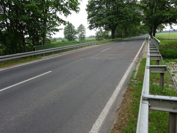 L 812 Landstraßenbrücke / Friedrichsgraben