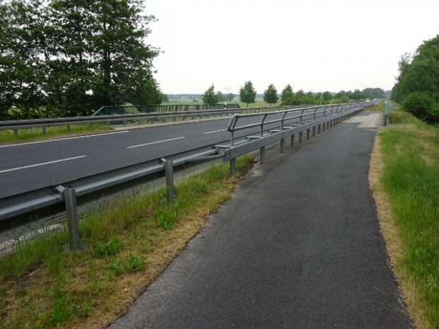 L 80 Straßenbrücke Am Plan / Pfefferfließ