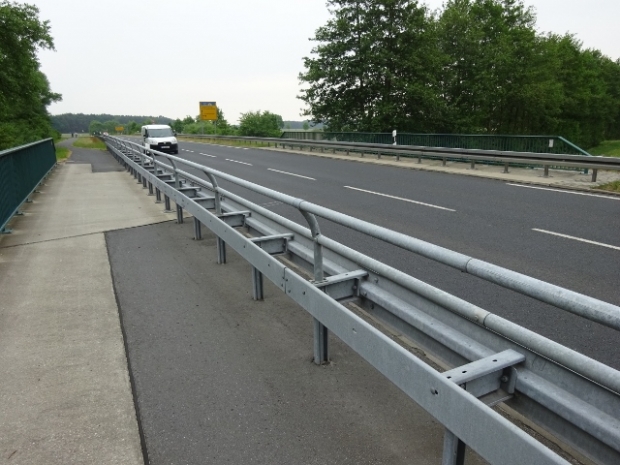 L 80 Straßenbrücke Am Plan / Pfefferfließ