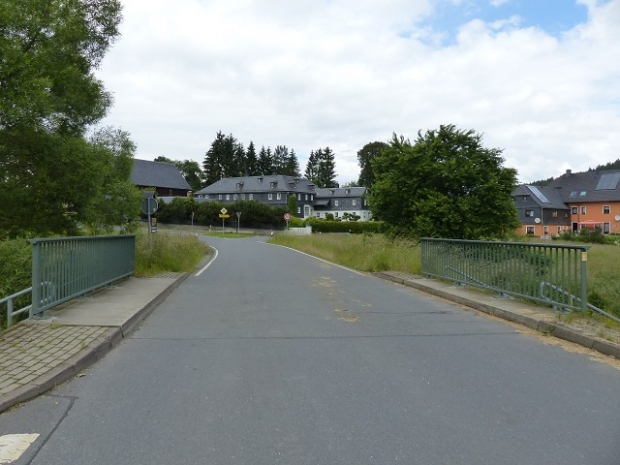 L 1100 Landstraßenbrücke Lückenmühle / Grundbach