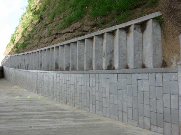 Straßenbrücke Zum Campingplatz / EU Strecke Berlin - Dresden