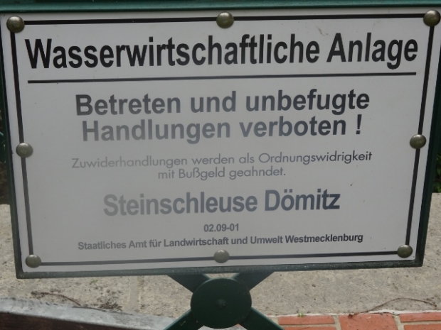 Steinschleusenbrücke / Dove