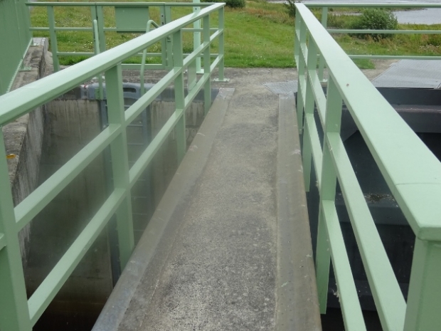 Arbeitswegbrücke am Sperrwerk / Dove - Elde