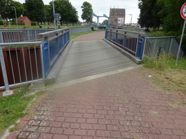 Parkwegbrücke / Dove - Elde