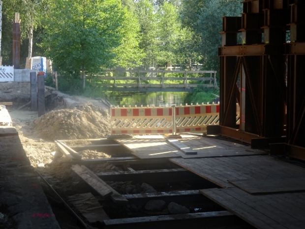 Fußwegbrücke / Erpe