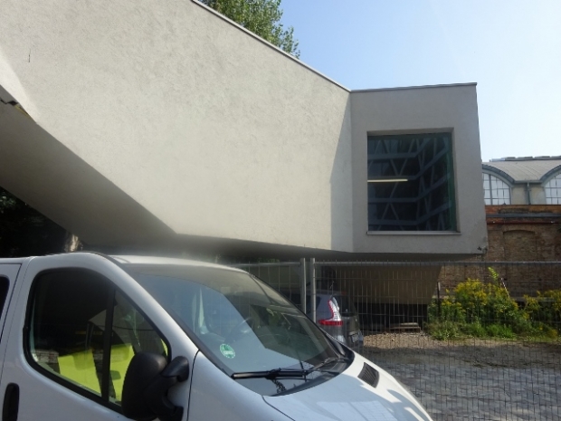 Gebäudeverbindungsbrücke Museum Hamburger Bahnhof / Hofstraße