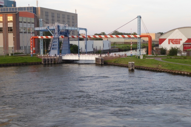 Rohrbrücke Industriehafen Utrecht