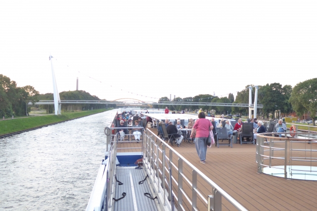 Rad-/Fußweg über den Amsterdam-Rijn-Kanal
