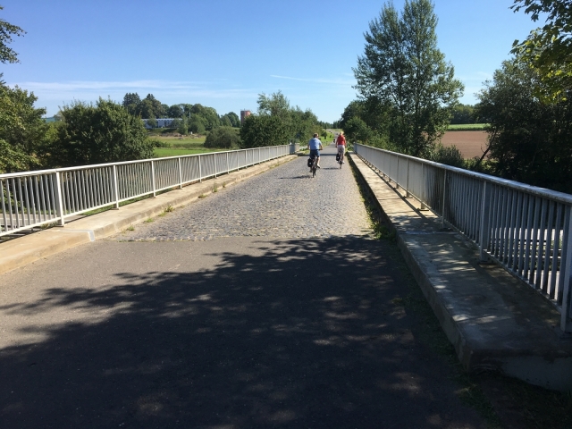 Strassenbrücke L 60