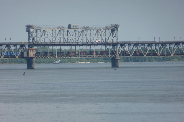 Hubbrücke bei Krementschug, Bl. von Westen