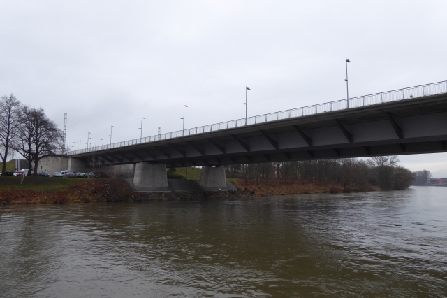 Nibelungenbrücke, Bl. v. Westen