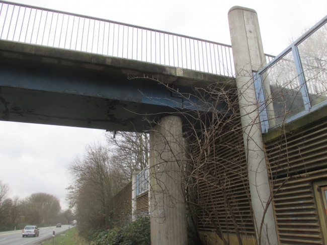 Nördlicher Brückenpfeiler von Nordosten fotografiert