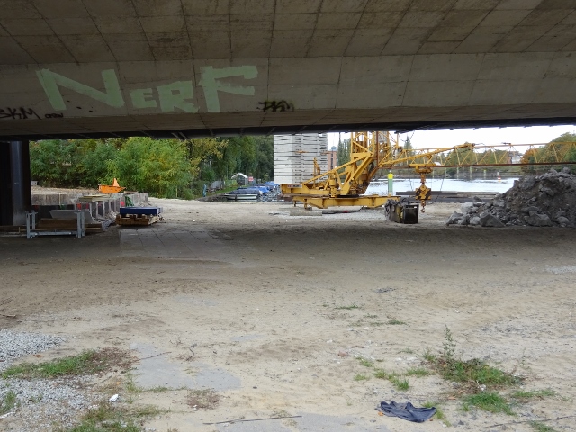 Salvador-Allende-Brücke / Spree
