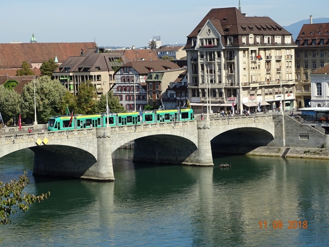 Mittlere Rheinbrücke