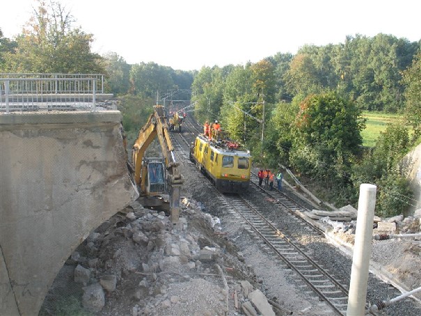 am Tag nach der Sprengung