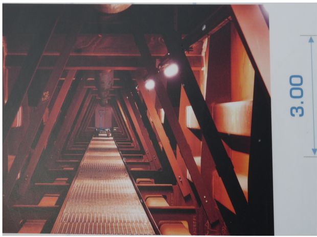 Bild im Infocenter der Brücke