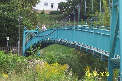 Hängebrücke über die Mulde