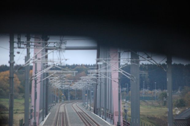 Blick aus dem Führerstand des ICE 3