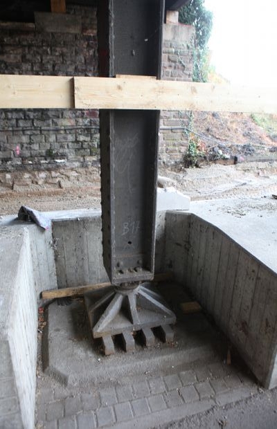 Lagerfuss einer Mittelstütze