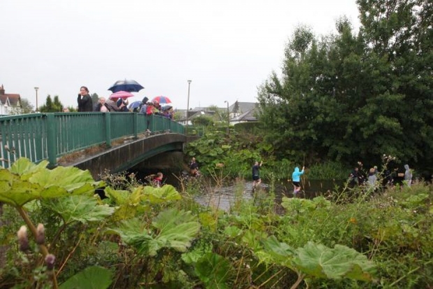Entenrennen im Water of Leith