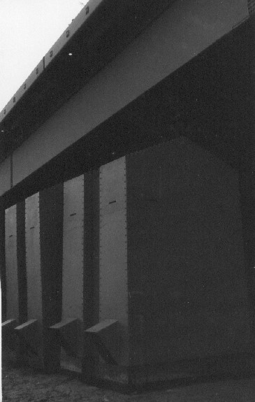 Bau der zweiten Schrägseilbrücke 1976-1977