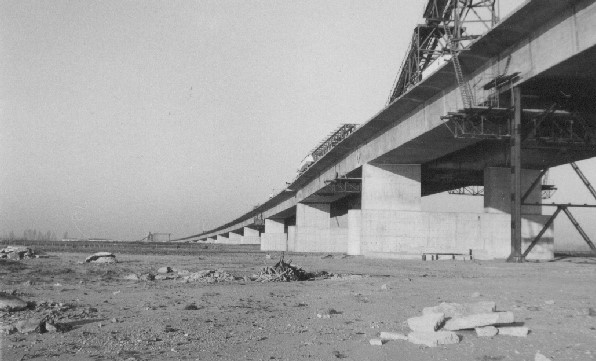 Nordliche Vorlandbrücke vom Suedwesten gesehen