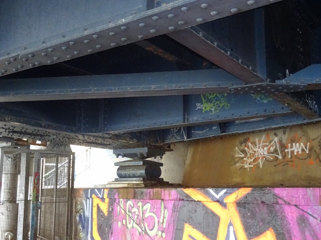 Treskowbrücke / Spree