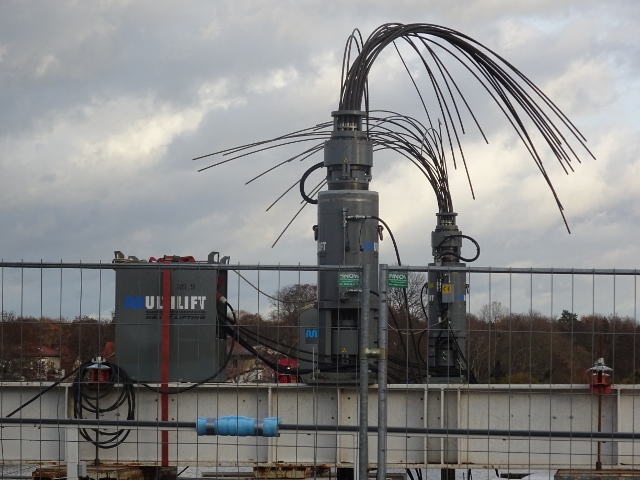 Alte Salvador-Allende-Brücke / Spree,