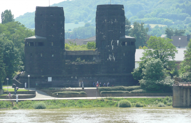 Brückenturm l.rh., Remagen