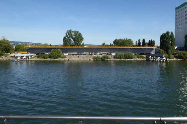 Fertiges Brückenteil, kurz vor dem Einsetzen