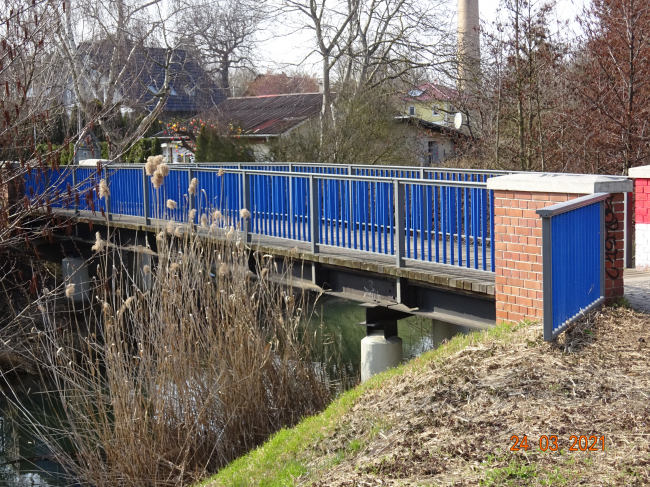 Fußwegbrücke Mozartstraße - Straße zum Wuhleblick / Wuhle