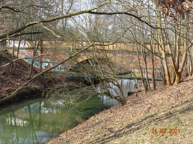 Hoppendorfer Straßenbrücke / Wuhle