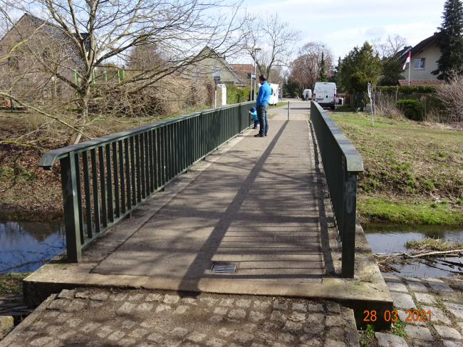 Fußgängerbrücke Honsfelder Strasse / Wuhle