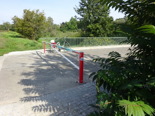 Mosbacher Straßenbrücke / Wuhle