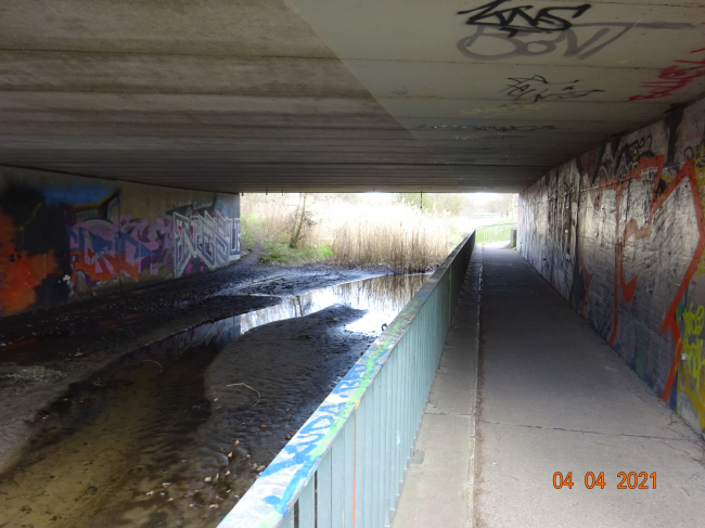 Cecilienstraßenbrücke / Wuhle