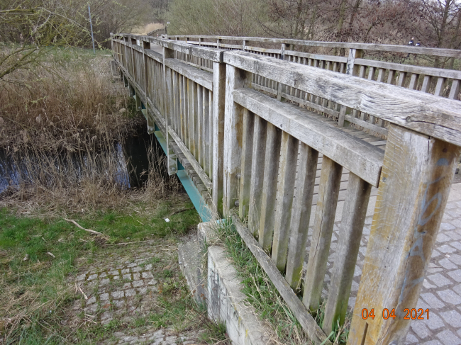 Fußgängerbrücke zum Kienberg / Wuhle