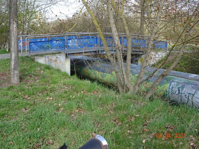 Fußgängerbrücke Küritzer Straße / 2 Fernheizleitungen