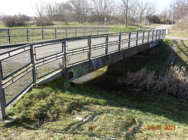 Straßenverkehrsbrücke Hellersdorfer Weg / Seelgraben