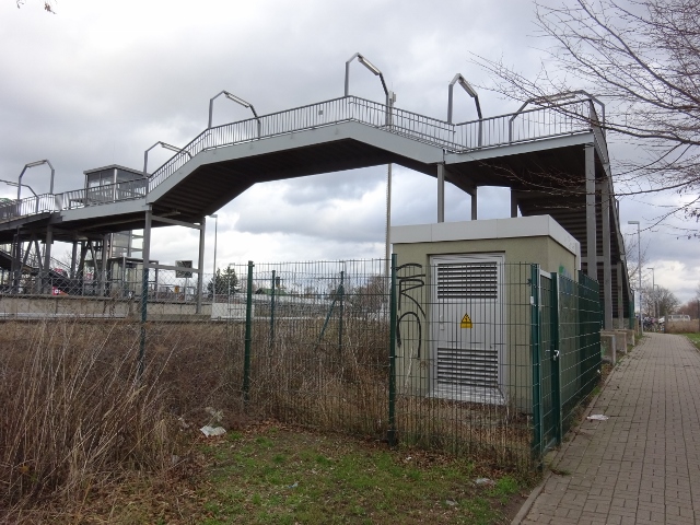 Bahnhofszugangsbrücke Birkenstein / EU Strecke Berlin - Strausberg - Küstrin