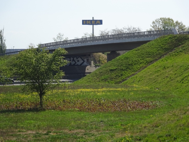 K 6162 Waltersdorfer Alleebrücke / A 113 Bundesautobahn im Ostabschnitt