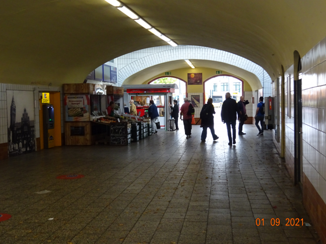 EÜ Strecke Berlin - Frankfurt Oder - Warschau / Zugang zum Bf. Köpenick