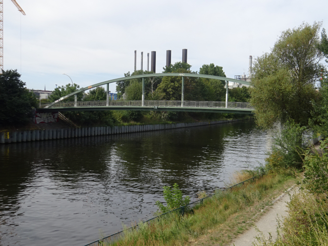 Torfstraßensteg über den Schifffahrtskanal Berlin - Spandau