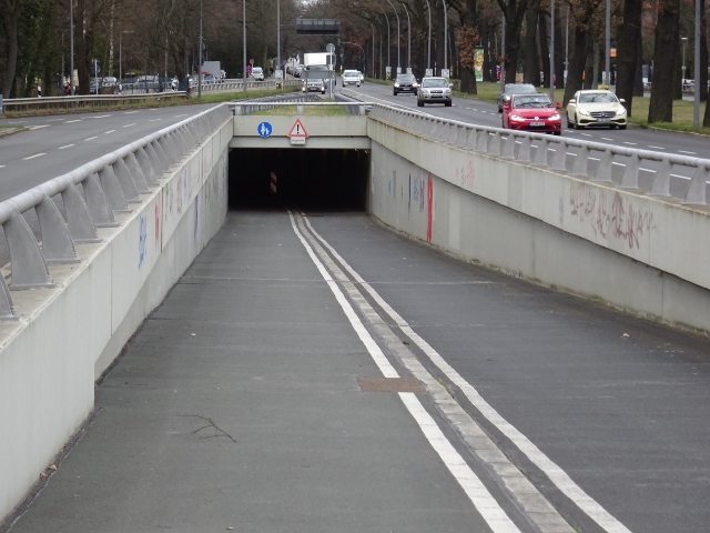 A 115 ( Avus ) Nordostbrücke Zehlendorfer Kleeblatt