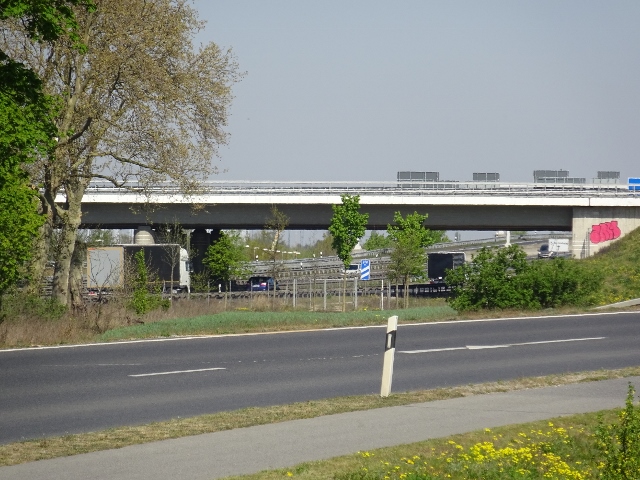 Schönefelder Alleebrücke / A 113 Autobahn Berlin - Dresden