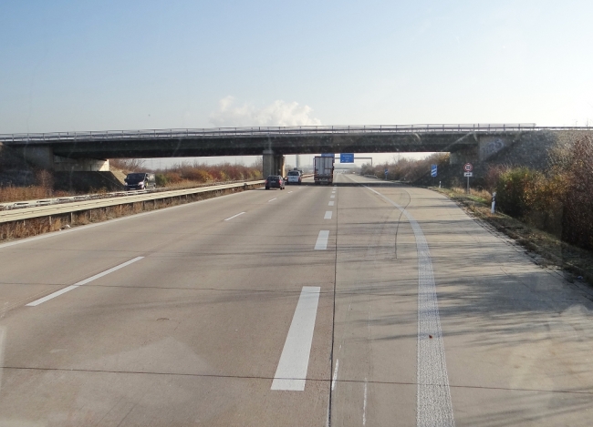 Staßenbrücke Sandstraße in Schotterey