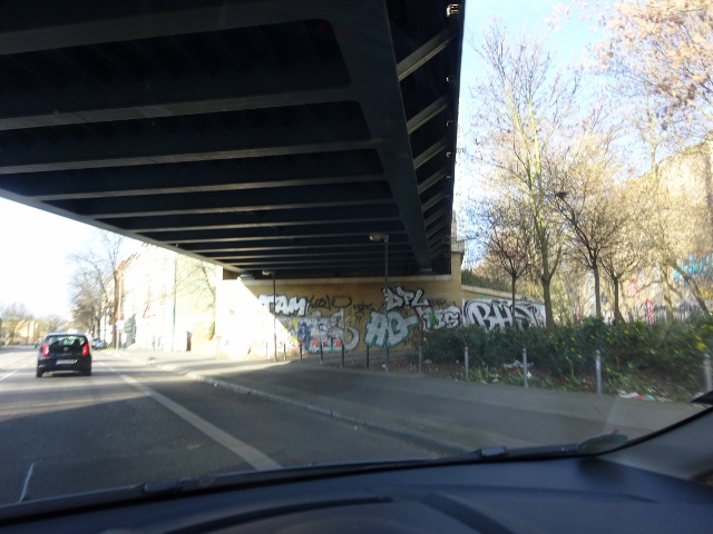 Eisenbahn der Strecke Berlin - Potsdam - Magdeburg / B1 Zeppelinstraße