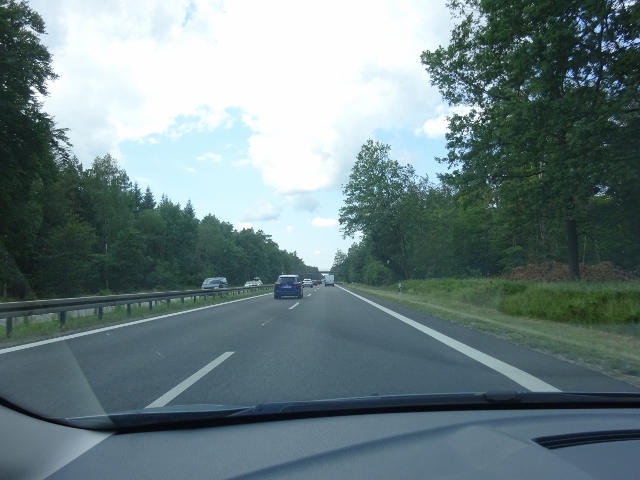 Straßenbrücke Biesenthaler Kirschallee / A 11 Autobahn Berlin - Stettin
