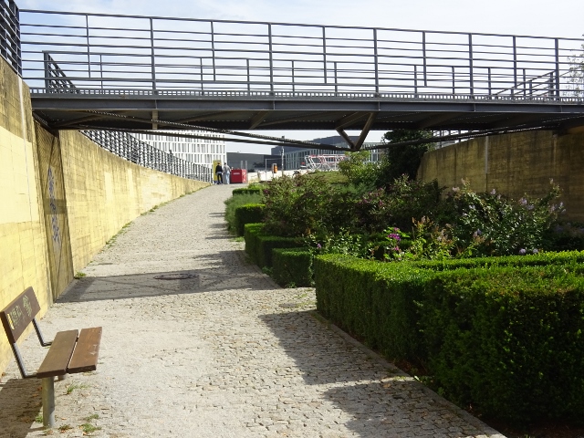 nordöstliche Brücke Spreebogenpark